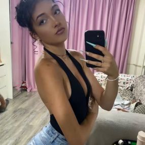 Evy, Babysitter în Berceni