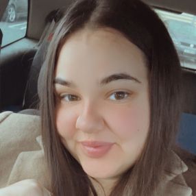 Alexandra, Babysitter în Beclean