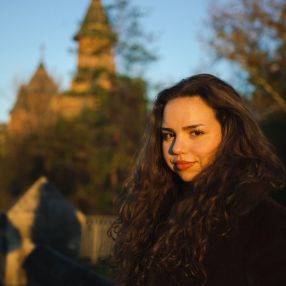Ioana, Babysitter în Dumbrăvița