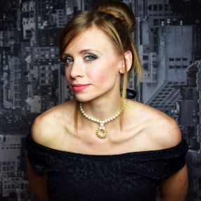 Nicoleta Gabriela, Babysitter in București