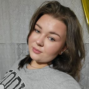 Alexandra, Babysitter în Iași