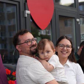 Raluca, Familie în Popești-Leordeni