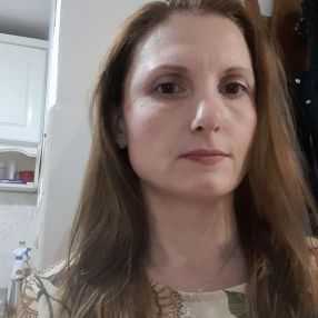 Crin, Babysitter in Satu Mare