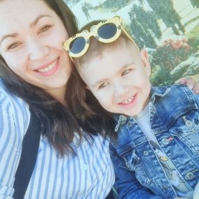 Cristina, Family in Galați