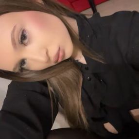 Maya, Babysitter în Ghimbav