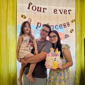 Amide, Family in Ovidiu
