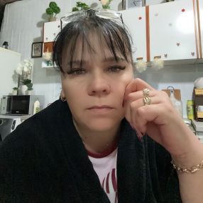 Ani, Babysitter în Domnești