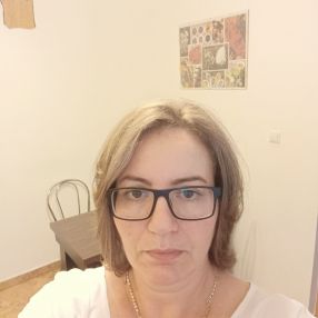 Ramona, Babysitter în Dumbrăvița