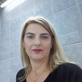 Roxana, Babysitter în Câmpina