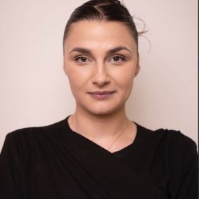 Andreea, Babysitter în Săcele