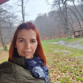 Adriana, Babysitter în Râșnov