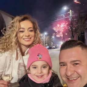 Mihaela, Family in Bragadiru