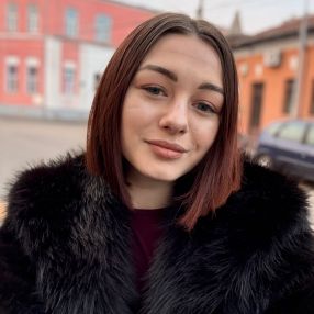 Andreea, Babysitter în Otopeni