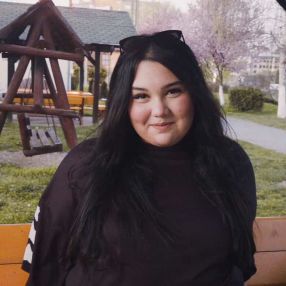 Alexia, Babysitter în Deva