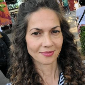 Ana Maria, Babysitter în Botoșani