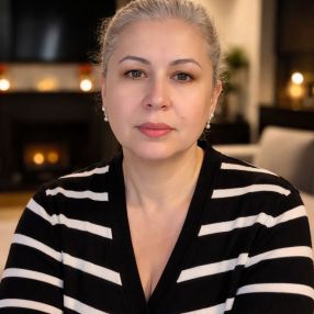 Adina, Babysitter in Berceni