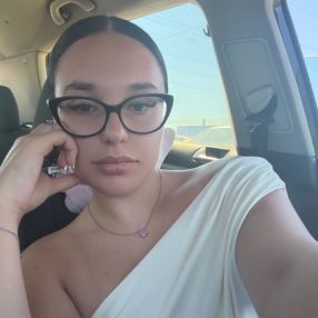 Romina Adela, Babysitter în Baia Mare