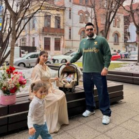 Ana Maria, Familie în București