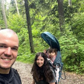 Adriana Teodora, Familie în Brașov