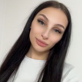 Bianca, Babysitter in Iași