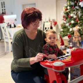 Ozsvath, Babysitter in Sângeorgiu de Mureș