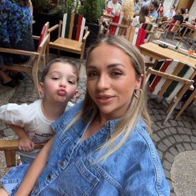 Cristina, Familie în București