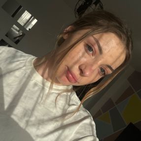 Lucia, Babysitter in Dumbrăvița