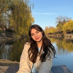 Anita, Babysitter in Timișoara