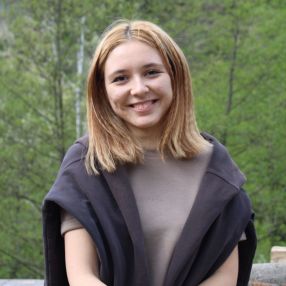 Cosmina, Babysitter in Buzău