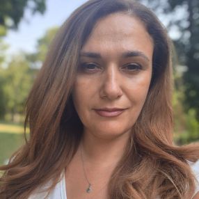 Alina, Babysitter in Craiova