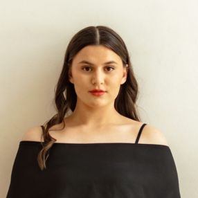Mihaela, Babysitter in Moșnița Veche