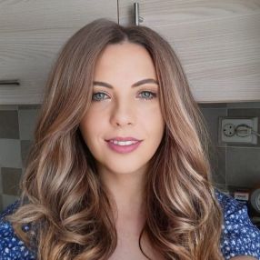 Ildiko, Babysitter în Gherla