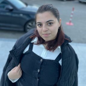 Florina, Babysitter in Piatra Neamț