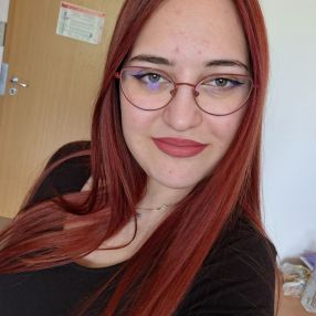 Melisa, Babysitter in Bacău