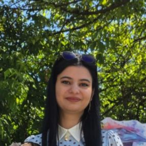 Bianca, Babysitter în Iași