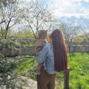 Elena Roxana, Familie în Măgurele