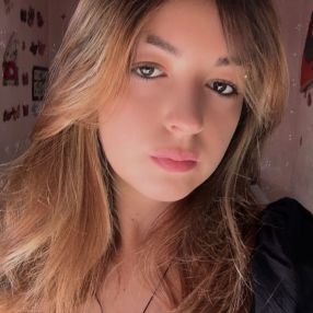 Luiza, Babysitter in Arad
