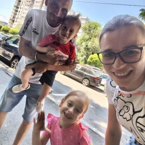 Alexandra, Family in Clinceni