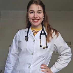 Andra, Babysitter in București
