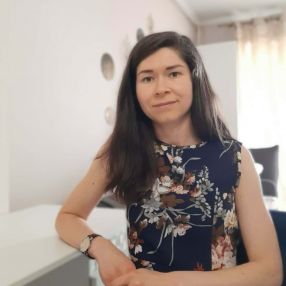 Monica, Babysitter în Baciu