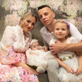 Anamaria, Familie în Sibiu