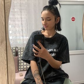 Oana, Familie în Craiova