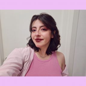 Andreea, Babysitter în București
