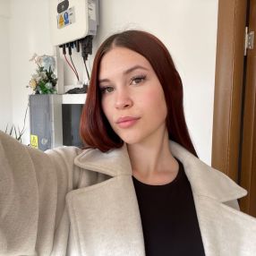 Miruna, Babysitter în Câmpia Turzii
