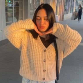Gabriela, Babysitter în Hunedoara