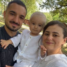 Alma, Family in Pitești