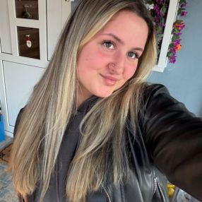 Alessandra, Babysitter în Ovidiu