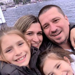 Andreea, Family in Domnești