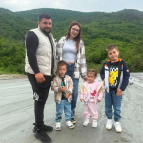 Bianca, Family in Buzău