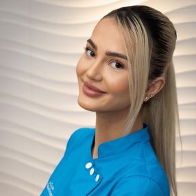 Anamaria, Babysitter în Bragadiru
